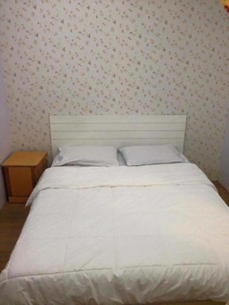 Voyage Cottage Lodge Malacca Bagian luar foto
