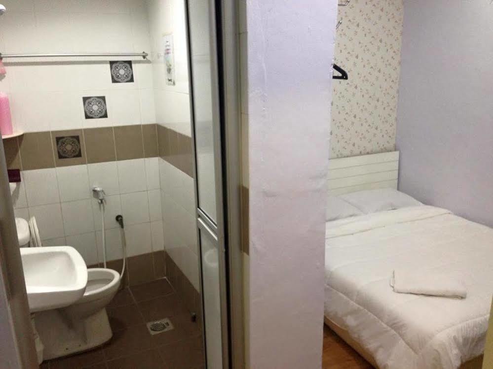 Voyage Cottage Lodge Malacca Bagian luar foto