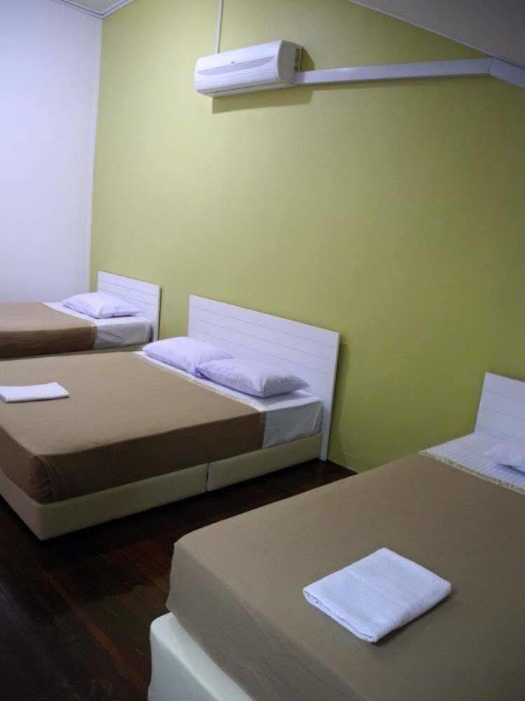 Voyage Cottage Lodge Malacca Bagian luar foto